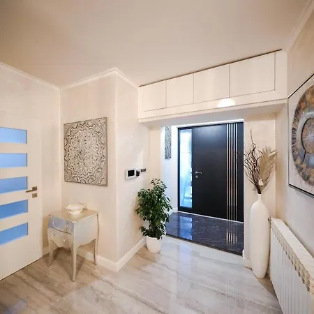 Luxury Experience In Center Of With Heated Pool And Jacuzzi Villa Zadar