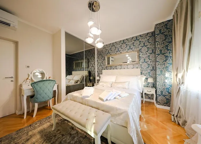 Luxury Experience In Center Of With Heated Pool And Jacuzzi * זאדאר