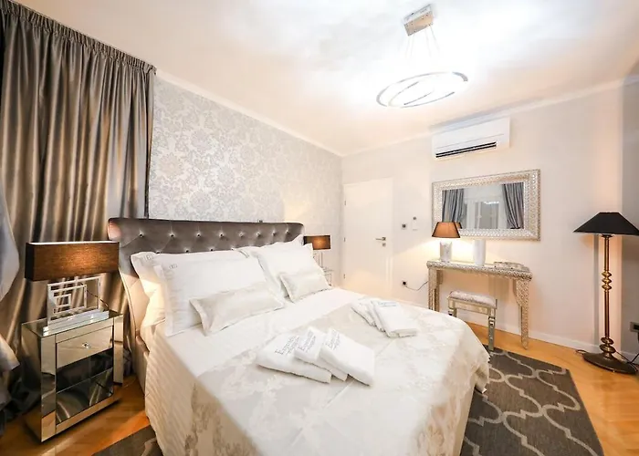 Luxury Experience In Center Of With Heated Pool And Jacuzzi וילה *