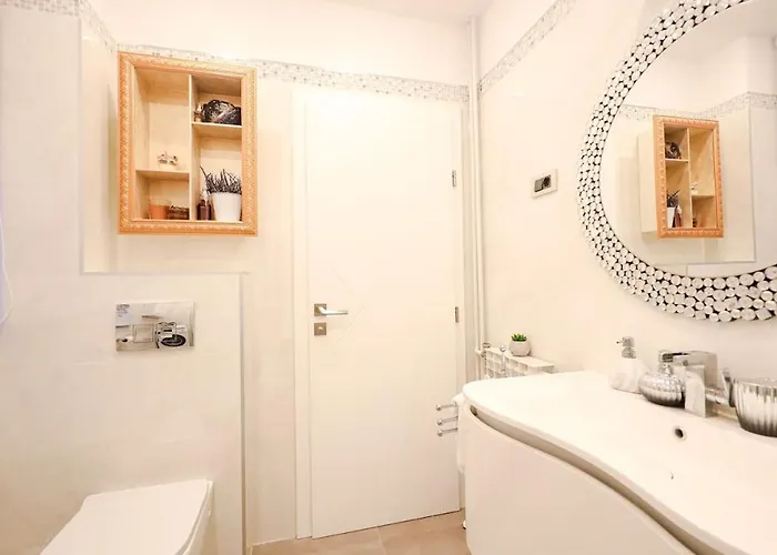 וילה Luxury Experience In Center Of With Heated Pool And Jacuzzi