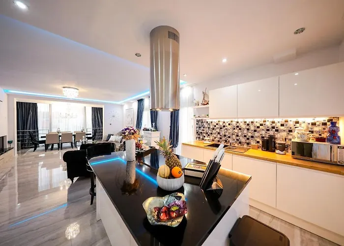 וילה Luxury Experience In Center Of With Heated Pool And Jacuzzi