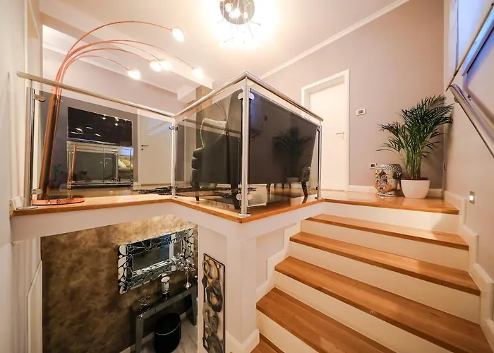 Luxury Experience In Center Of With Heated Pool And Jacuzzi וילה
