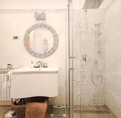 Luxury Experience In Center Of With Heated Pool And Jacuzzi