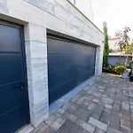 Luxury Experience In Center Of With Heated Pool And Jacuzzi Villa