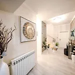 Villa Luxury Experience In Center Of With Heated Pool And Jacuzzi Zadar